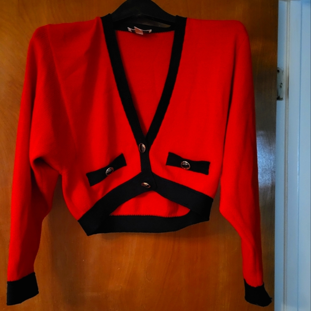 ST. JOHN KNIT CROP SWEATER